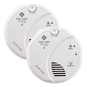 First Alert Wireless Interconnected Battery Smoke Alarm with Voice, 2-Pack