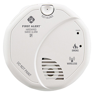 First Alert Wireless Interconnected Hardwired Smoke Alarm - SA521CN-3ST