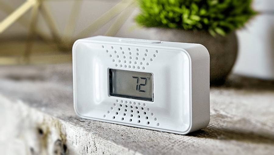 carbon monoxide detector with digital temperature display