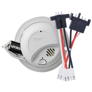 First Alert Hardwired 120-Volt AC Smoke Alarm with Adapter Plugs - SA9120BPCN (1039809)
